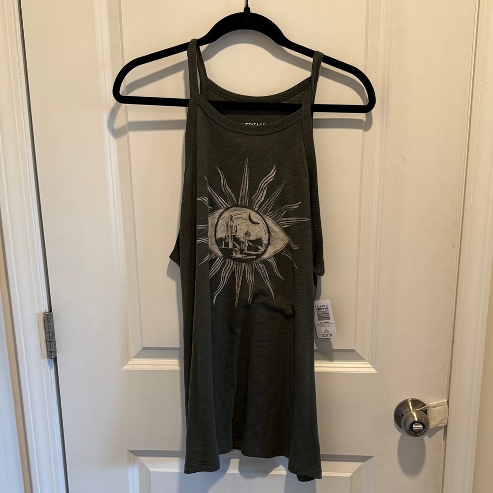 NWT - Torrid Graphic Halter Tanktop